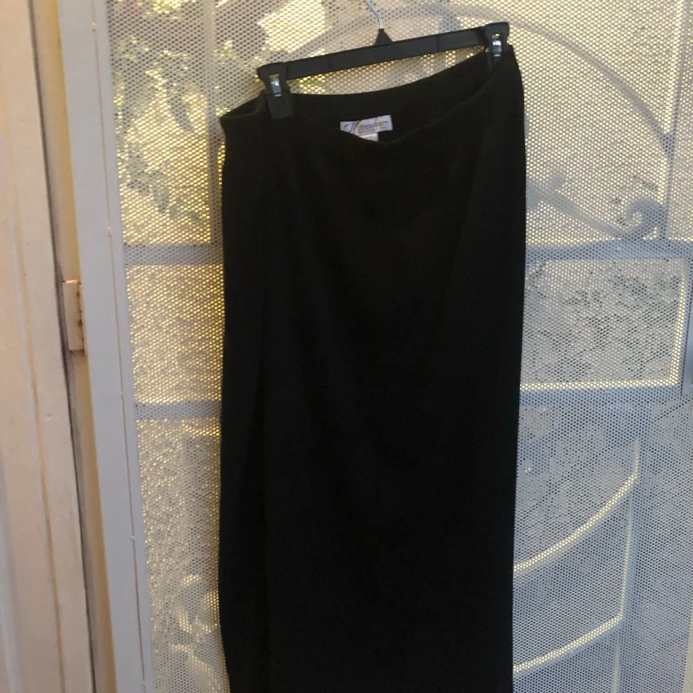 dressbarn simple black